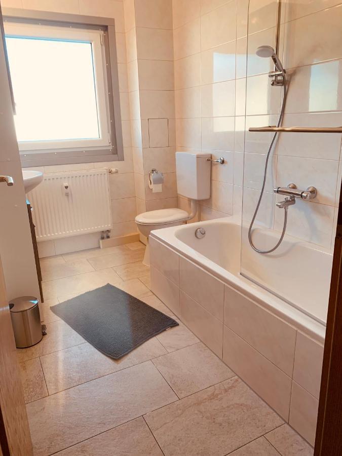Felix Living 4, Modern & Cozy 2 Zimmer Wohnung, Balkon, Parkplatz Salzweg Exterior foto